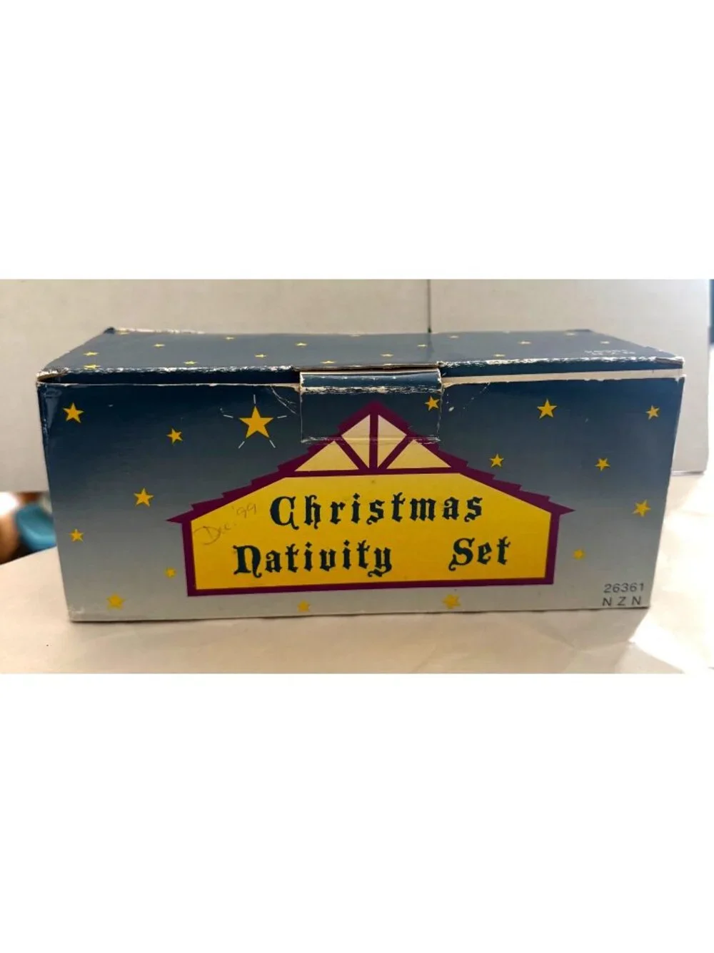 Hand-Painted Wooden Nativity Set With Manger And 11 Figurines